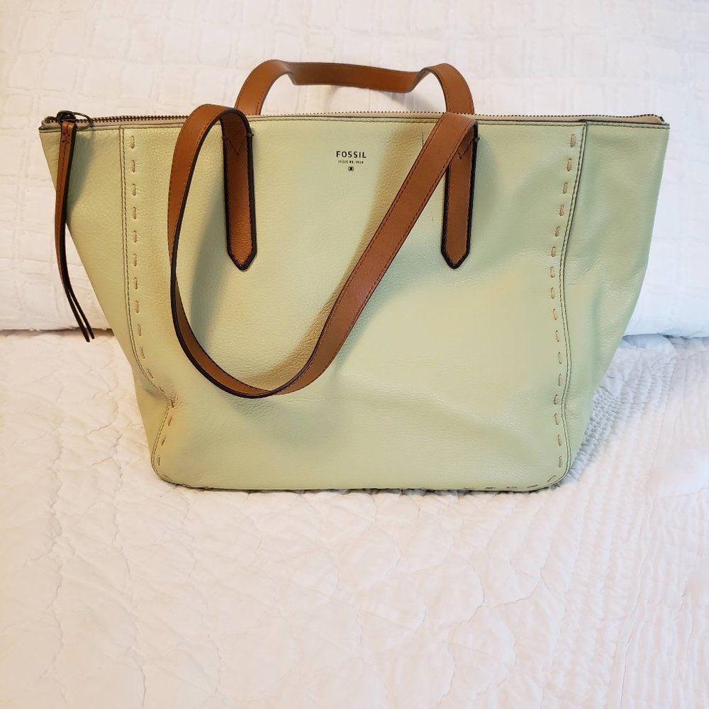 Fossil Tote Bag And Matching Wristlet - image 2